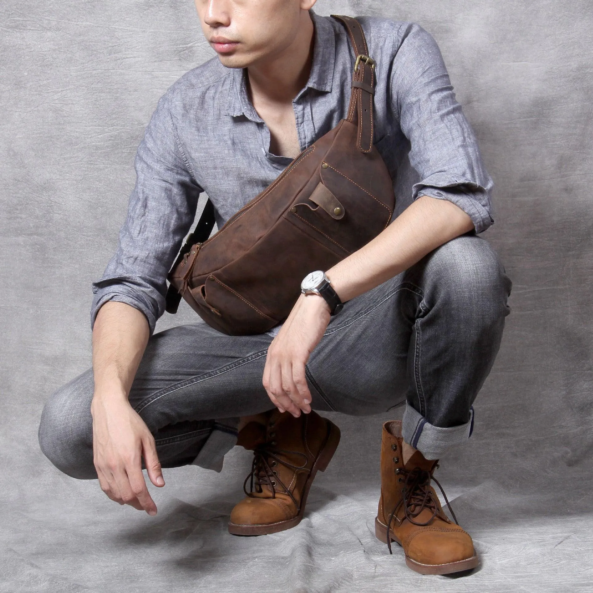 Mens Leather Crossbody Bag with Adjustable Belt