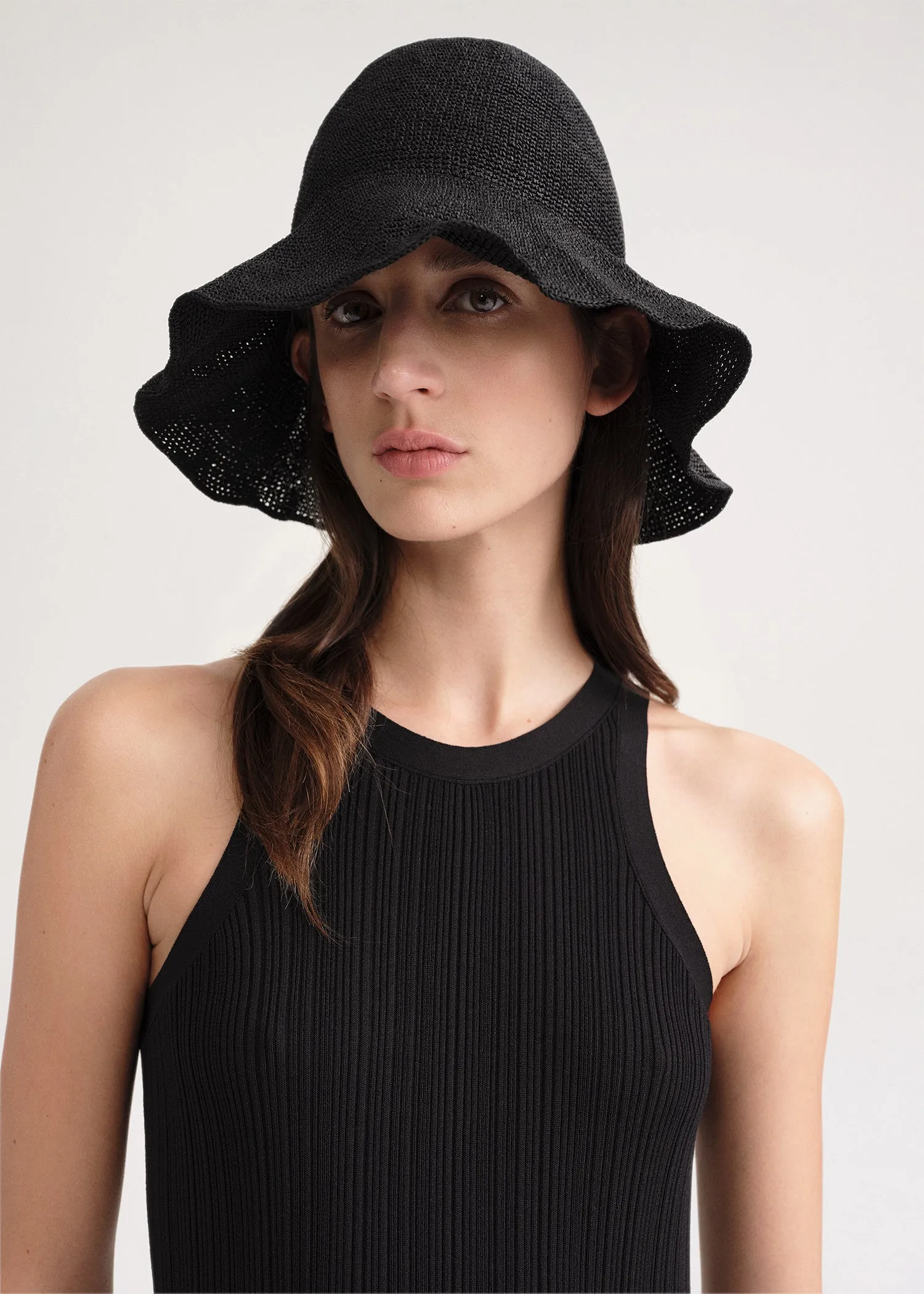 Paper straw hat black